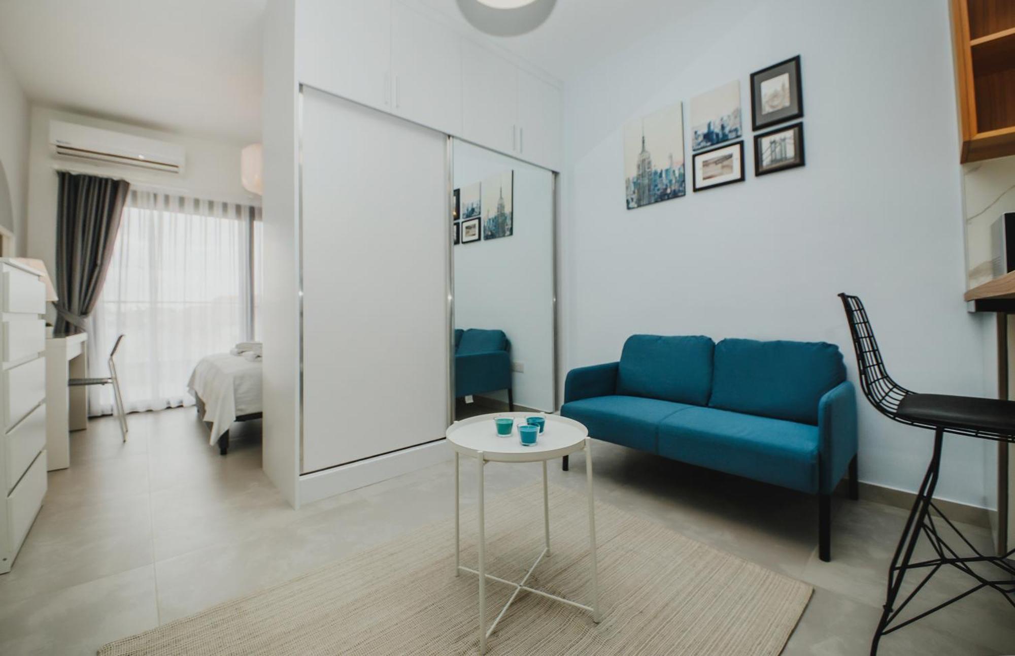 Caesar Blue Seaside Luxury Apartments Gastria Exterior photo